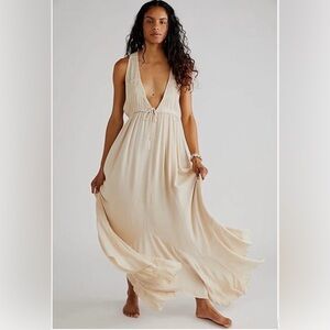 #906 NWT Free People Endless Summer Showstopper Maxi Halter Dress Large